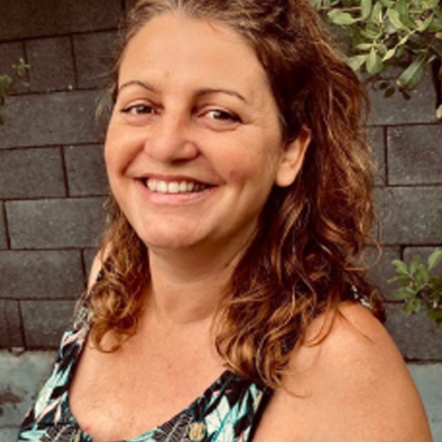 Julie-Martin Yaelle Trules